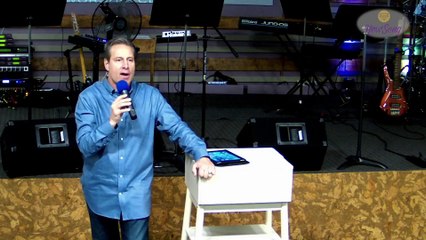 Pastor Dave leads the congregation in a time of healing Prayer!