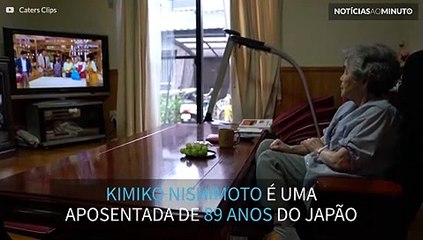 Avó japonesa de 89 anos anos tira selfies virais na Internet