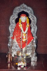 सांई बाबा का होगा अभिषेक, नहीं होगा भंडारे का आयोजन