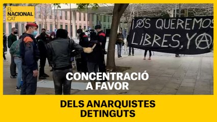 Concentració a favor dels anarquistes detinguts