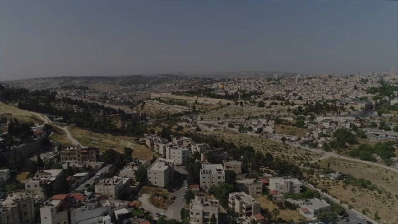 Israel Will Use Tracking Bracelets to Allow Residents Returning From International Travel