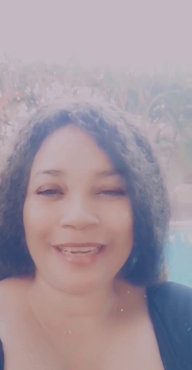 Estoy feliz super feliz de tener nuevos amigos 