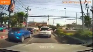 car crash compilation  EP.11​#accident​#car​ crash# car accident#อุบัติเหตุ​#รถชน​#รถคว่ำ​#รวมรถชน#รวมคลิปอุบัติเหตุไทย