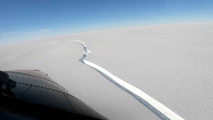 Un iceberg dos veces más grande que Madrid se desprende de la Antártida.