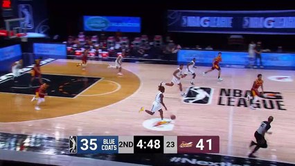 A bigtime dunk by Rayjon Tucker!