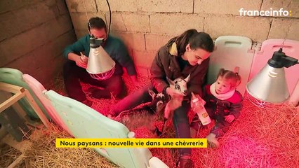 Ardennes: un couple de nouveaux agriculteurs savoure sa reconversion dans la production de fromages et de yaourts
