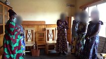 ناجيات تعرضن للاغتصاب خلال الإبادة في رواندا يجدن العزاء في جلسات الدعم الجماعية