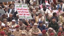 مواصلة سياسة العصا والجزرة.. الإدارة الأميركية تلتقي الحوثيين في سلطنة عمان
