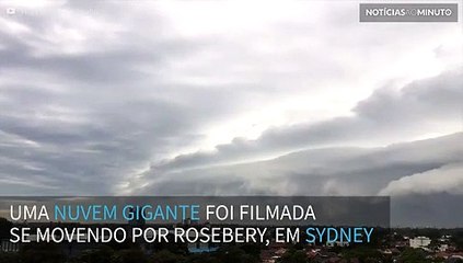 Nuvem assustadora move-se sobre a cidade de Sydney