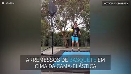 Arremessos criativos de basquete podem não ser uma boa ideia!