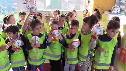 Minik öğrencilerden gönülleri ısıtan yardım