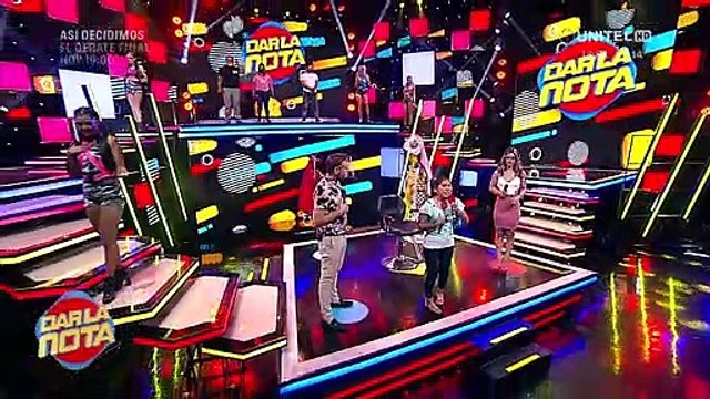 El talento en la poesía de la participante Cinthia dejó sorprendidos a todos