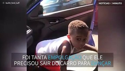 Garotinho dá show de dança com música da Rihanna e vídeo viraliza