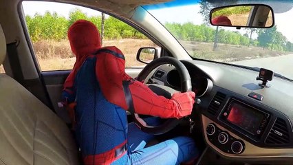 01.SUPERHERO In Real Life SPIDER-MAN Taxi, DOUBLE VENOM, and DEADPOOL Driver Siêu Anh Hùng Lái Taxi