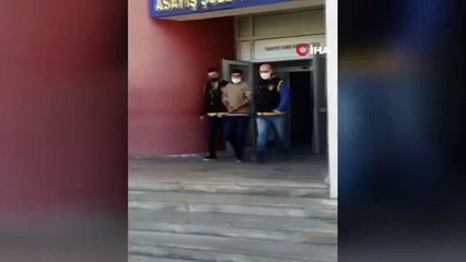 Ekmek kuyruğunda arkadaşının telefonunu çaldı