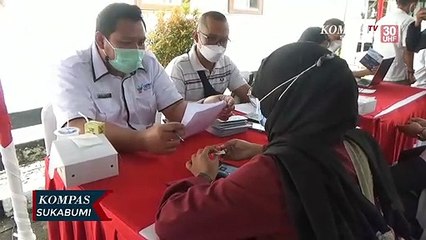 Puluhan Jurnalis Dan ASN Lakukan Vaksinasi