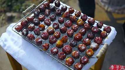 Decorações, produtos e lanches do Ano Novo Chinês