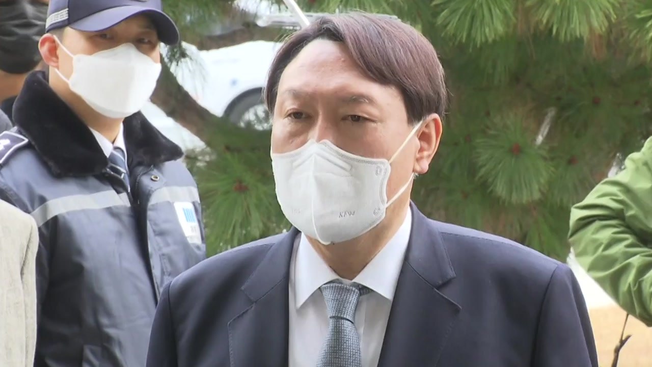 [뉴스큐] 윤석열 총장 결국 '사의 표명'...문 대통령 "사의 수용" / YTN