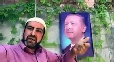 "Görüyorsunuz, mükemmel" sözleriyle tanınmıştı... Bir video da Erdoğan için çekti