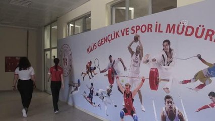 "Bileği bükülemeyen" ablasının izinde, gözü dünyanın zirvesinde