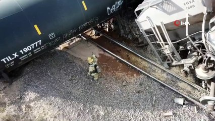 - ABD'de yük treni raydan çıkınca 44 vagon birbirine girdi