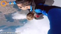 Il demande sa petite amie en mariage lors d'un saut en parachute