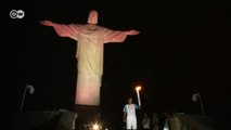 Tocha dos Jogos Paralímpicos chega ao Cristo Redentor