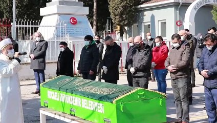 Baba oğul 1 gün arayla korona virüse yenildi