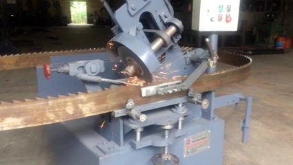 Saw blade grinding machine - Part 3