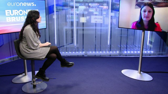 Еврокомиссия хочет уравнять зарплаты полов