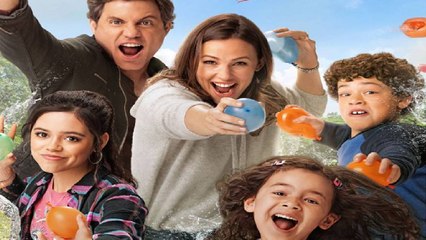 Jenna Ortega en flash Fashion