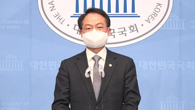 민주당 윤석열, 사의 표명부터 정치 행보 시작 / YTN