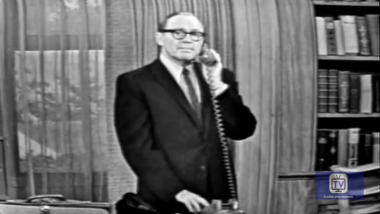 Jack Benny Show - Season 13 - Episode 18 - Jack Rents His House | Jack Benny, Don Wilson