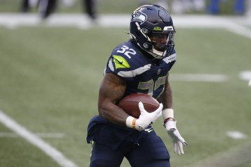 Aaron Jones and Chris Carson Top 2021 Running Back Free Agent List