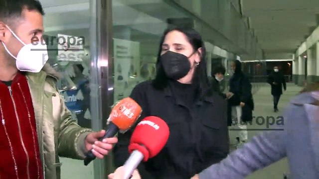 Nuria Fergó y Rosa López regresan a Madrid después de despedir a su amigo Álex Casademunt