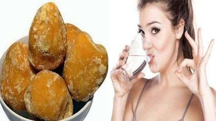 रोज सुबह खाली पेट गुड़ खाकर गर्म पानी पी लें, होंगे ये गजब के फायदे । Boldsky