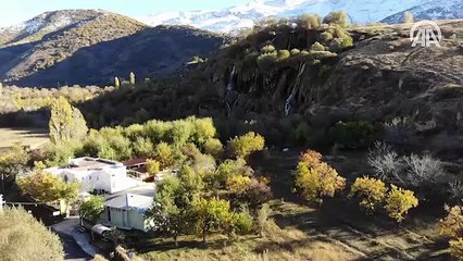 Girlevik Şelalesi hazanda bir başka güzel