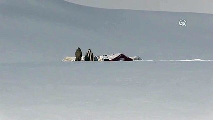 Bitlis'te düşen helikopterin enkazı görüntülendi