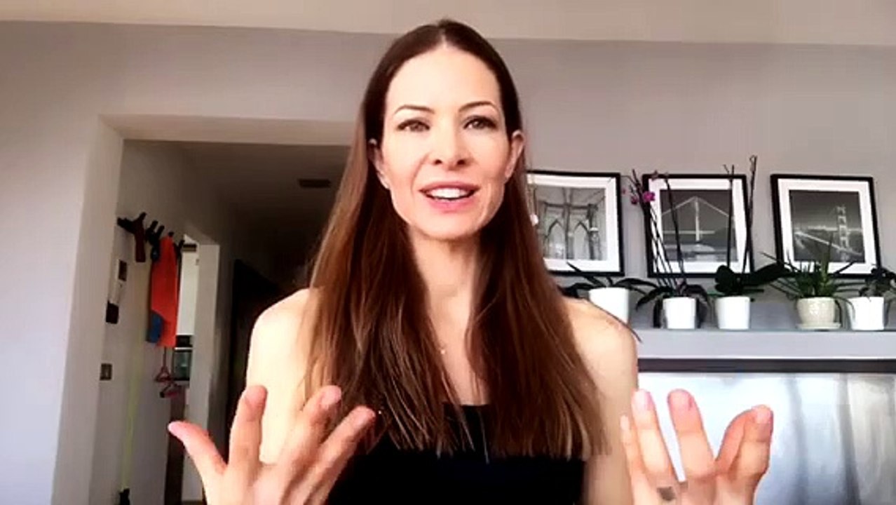 Bi’Bilen Doris Hofer - Videolu Görüş - Biraz kıvrımlı ve sıkı bir vücut için nasıl spor yapmalıyım?