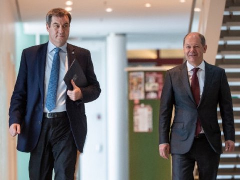 Bei Markus Lanz : Scholz kontert Schlumpf-Kritik von Söder