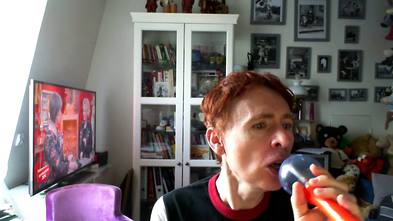 Wiwi égratigne "maintenant que la jeunesse"