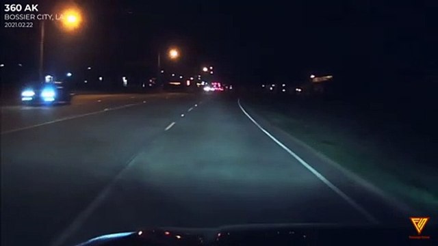 Dummy Crosses Over 4 Lanes of Traffic and Almost Causes Accident 2021.02.22 — BOSSIER CITY, LA