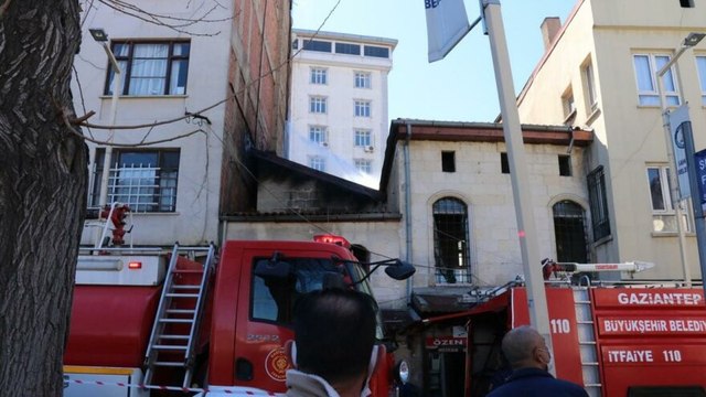 Gaziantep’te faciadan dönüldü! 4 çocuk son anda kurtarıldı