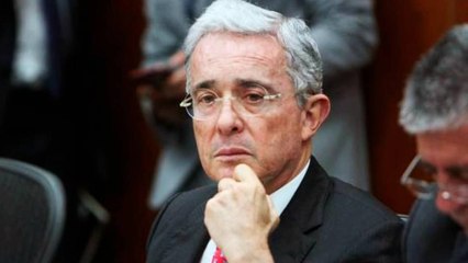 Fiscalía pedirá precluir la investigación contra el expresidente Álvaro Uribe