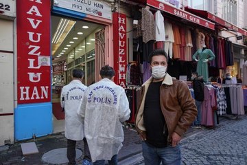 FATİH'TE ESNAF AKRABASINI SİLAHLA YARALAYAN KİŞİNİN KAÇTIĞI ANLAR KAMERADA