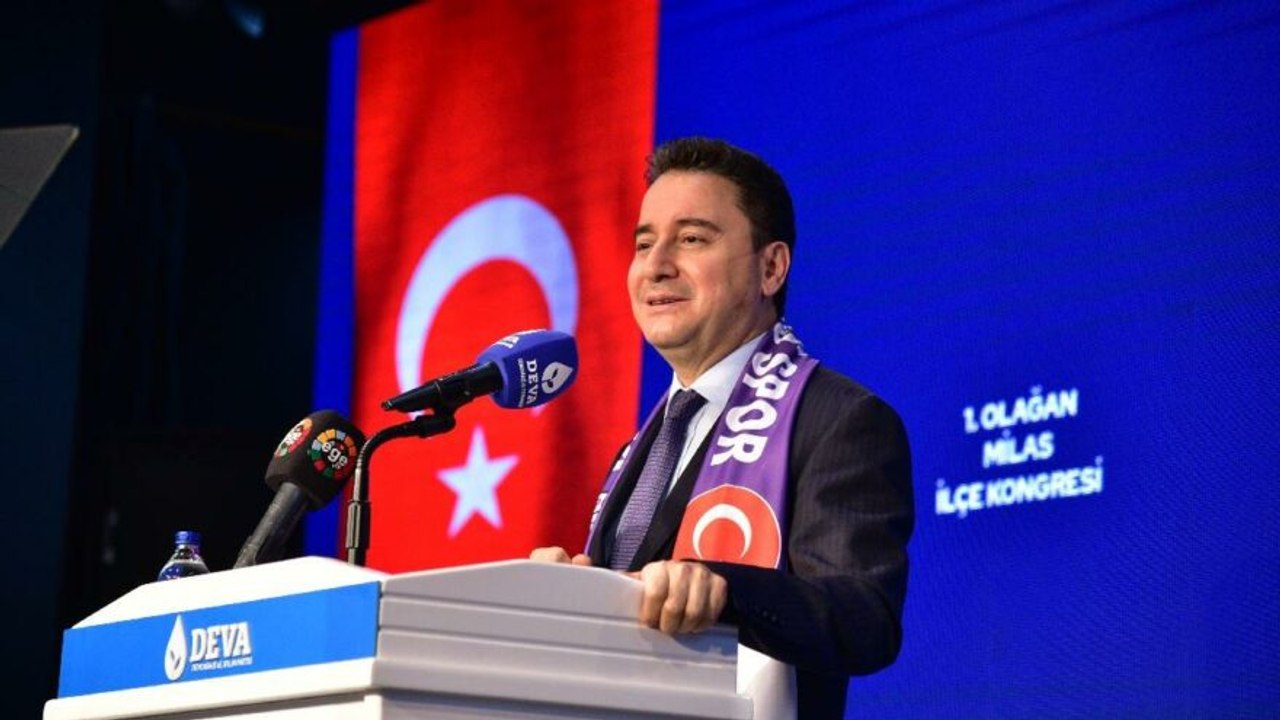 Babacan’dan sert sözler: Baban kazandı, sen sattın ve şimdi yiyorsun