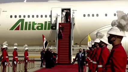 البابا يبدأ زيارته التاريخية للعراق