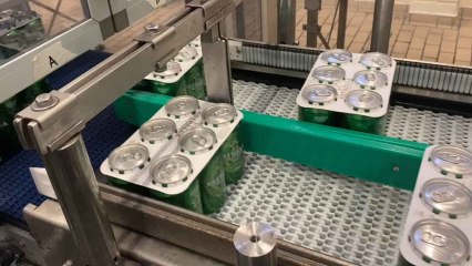 Presentación del nuevo sistema de embalaje de la cervecera Estrella de Levante.