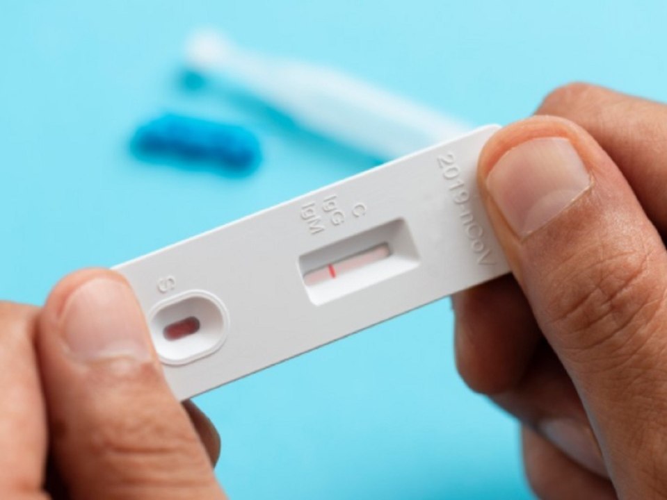 Jens Spahn: 'Mehr als genug' Corona-Schnelltests vorhanden