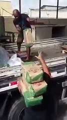 Comment décharger rapidement un camion ?